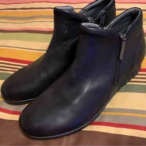 Dansko Black Leather Boots 11